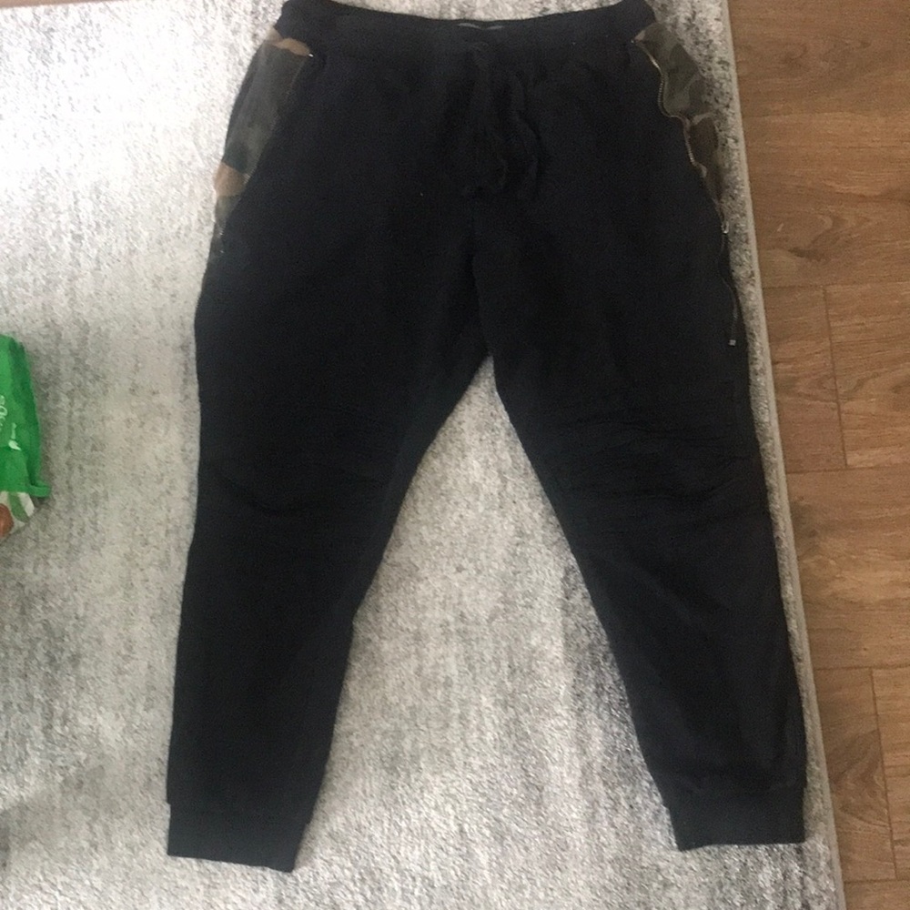 Mens black & camo joggers
